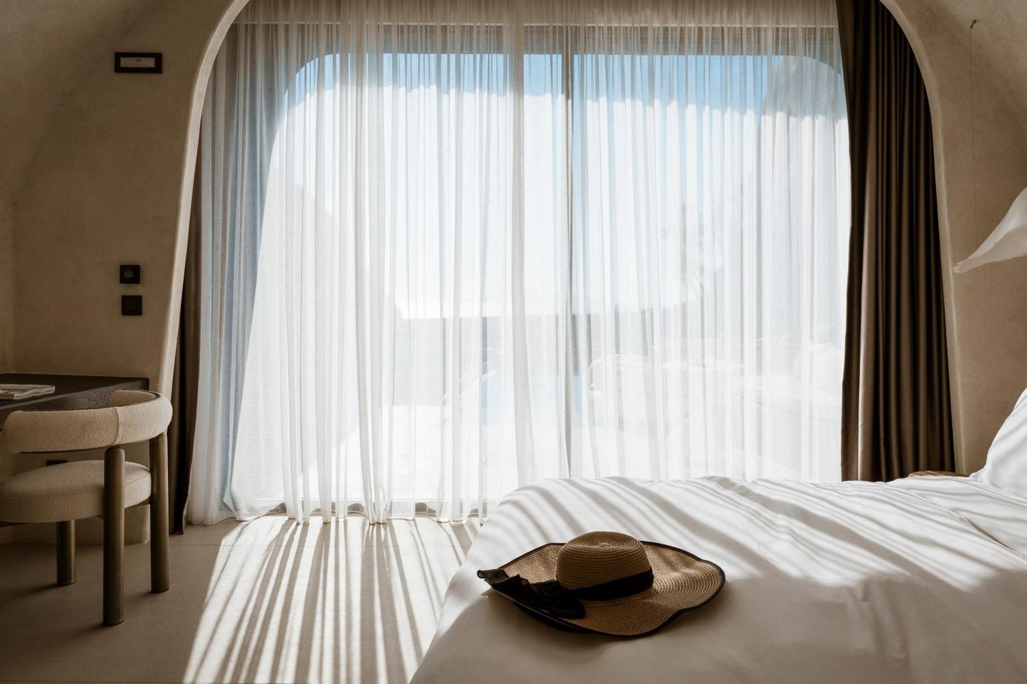 One Of One Hotel Имеровигли Екстериор снимка